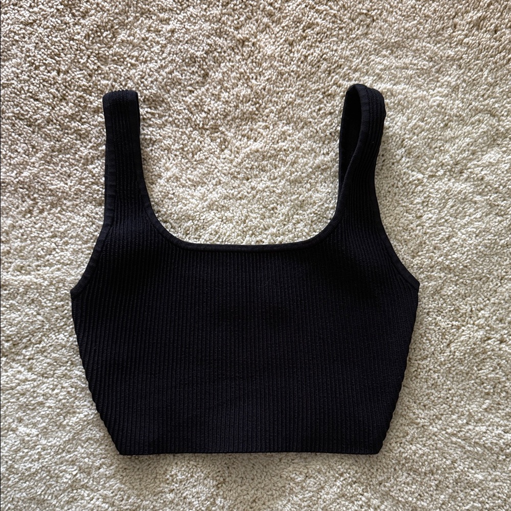 Aritzia Sculpt Knit Squareneck Cropped Tank Cropped ribbed tank top